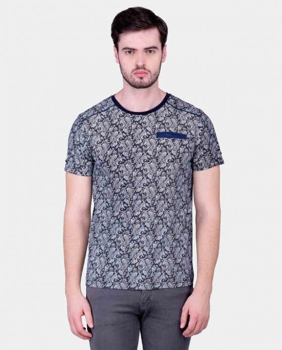 Black-and-White-Printed-Tshirt-for-Men-2