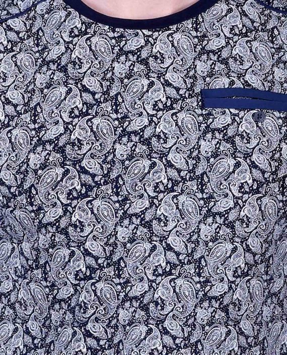 Black-and-White-Printed-Tshirt-for-Men-6